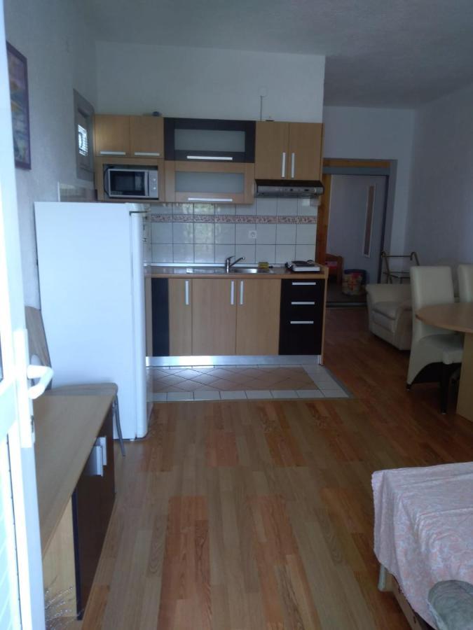 Apartment Busljeta สตารีกราด-ปาเคลนีซา ภายนอก รูปภาพ