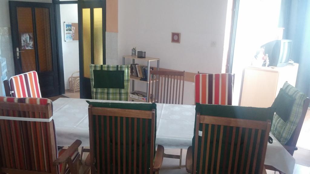 Apartment Busljeta สตารีกราด-ปาเคลนีซา ภายนอก รูปภาพ
