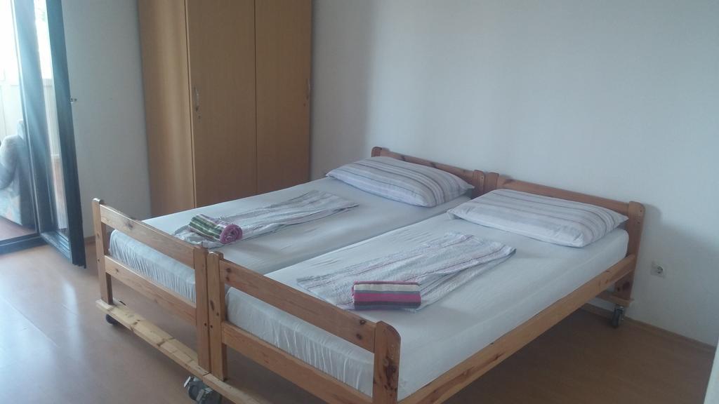 Apartment Busljeta สตารีกราด-ปาเคลนีซา ภายนอก รูปภาพ