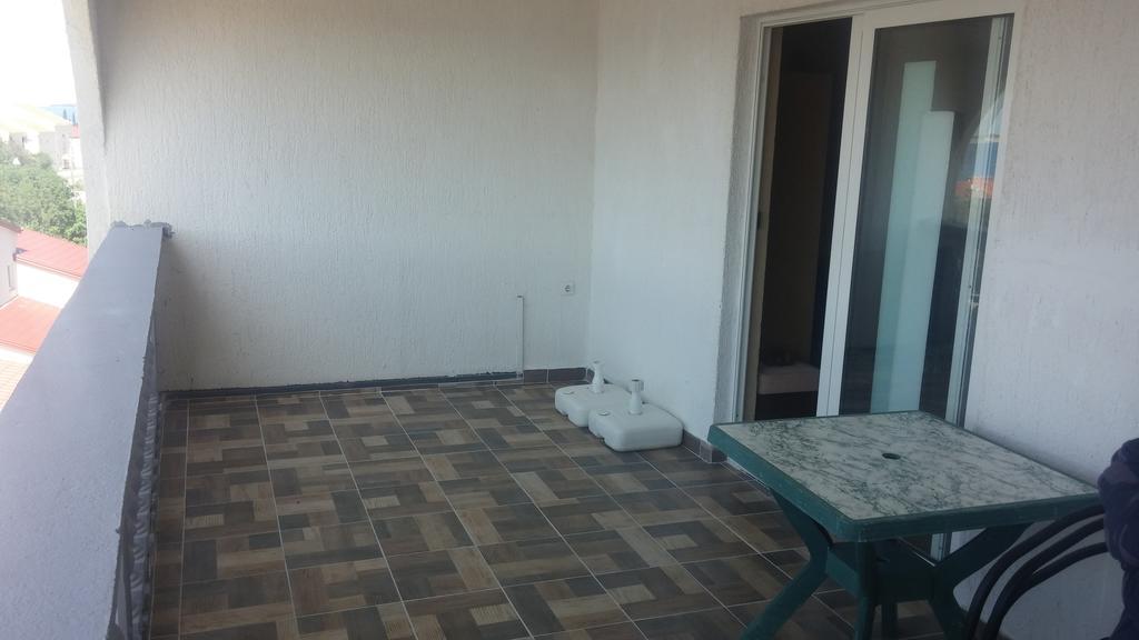 Apartment Busljeta สตารีกราด-ปาเคลนีซา ภายนอก รูปภาพ