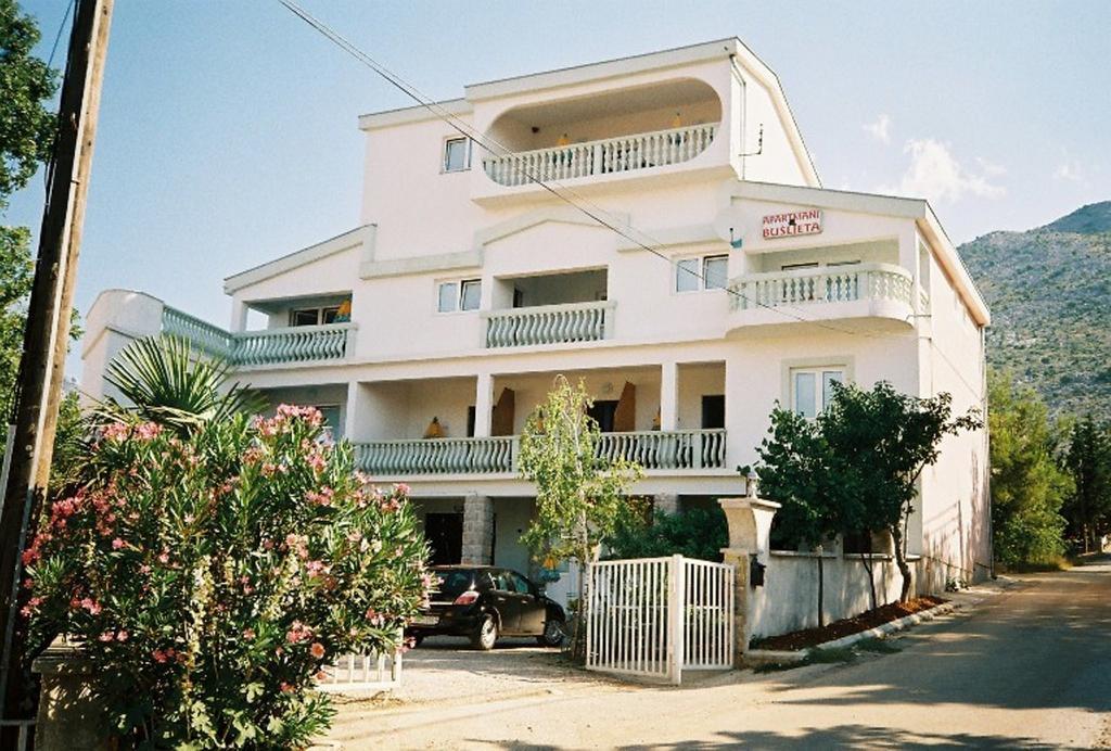 Apartment Busljeta สตารีกราด-ปาเคลนีซา ภายนอก รูปภาพ