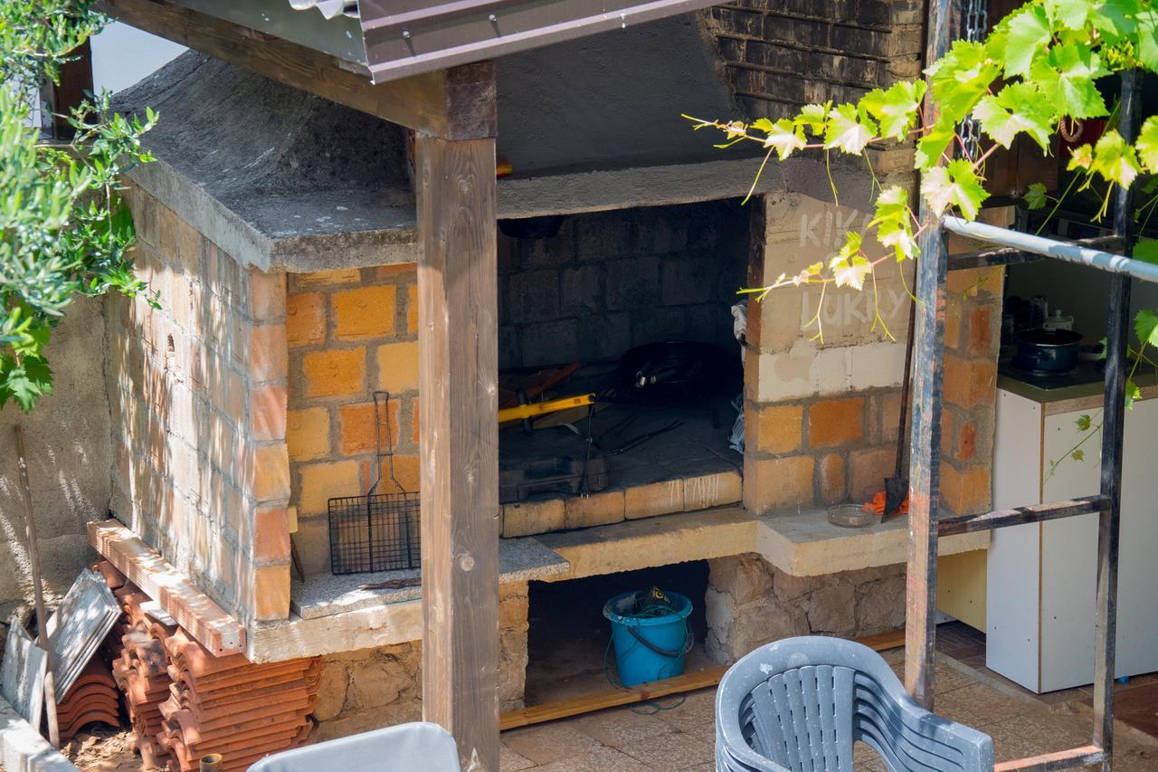 Apartment Busljeta สตารีกราด-ปาเคลนีซา ภายนอก รูปภาพ