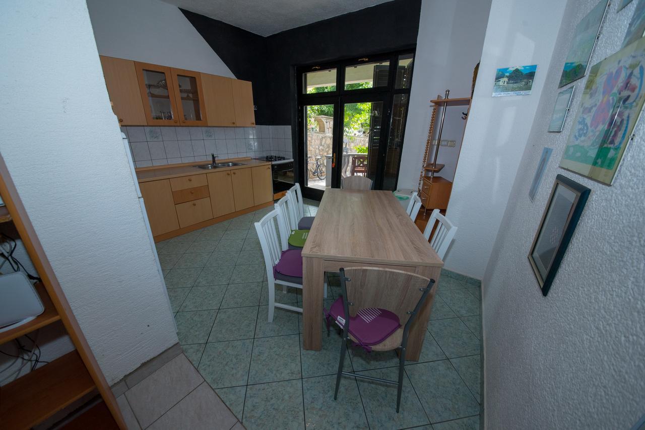 Apartment Busljeta สตารีกราด-ปาเคลนีซา ภายนอก รูปภาพ