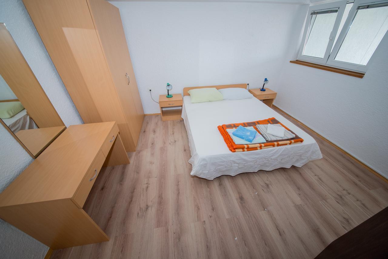Apartment Busljeta สตารีกราด-ปาเคลนีซา ภายนอก รูปภาพ